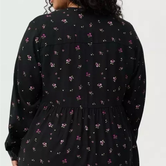 Torrid Black Floral Button Down Shirt - Picture 2 of 14